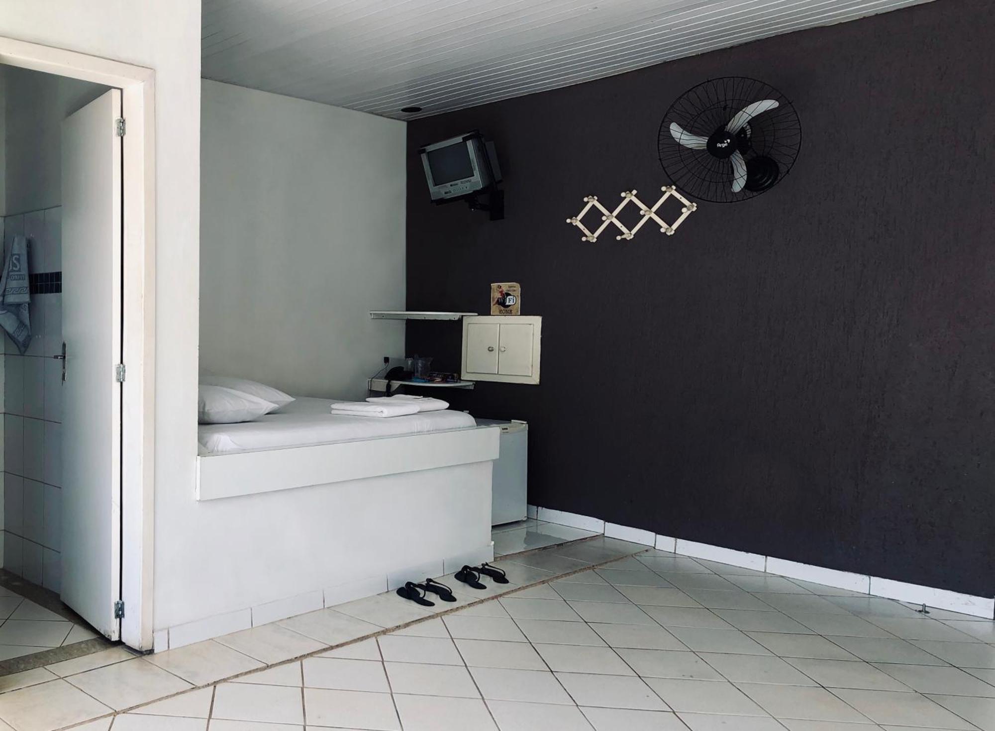 Motel Anonimus パソ・フンド 部屋 写真