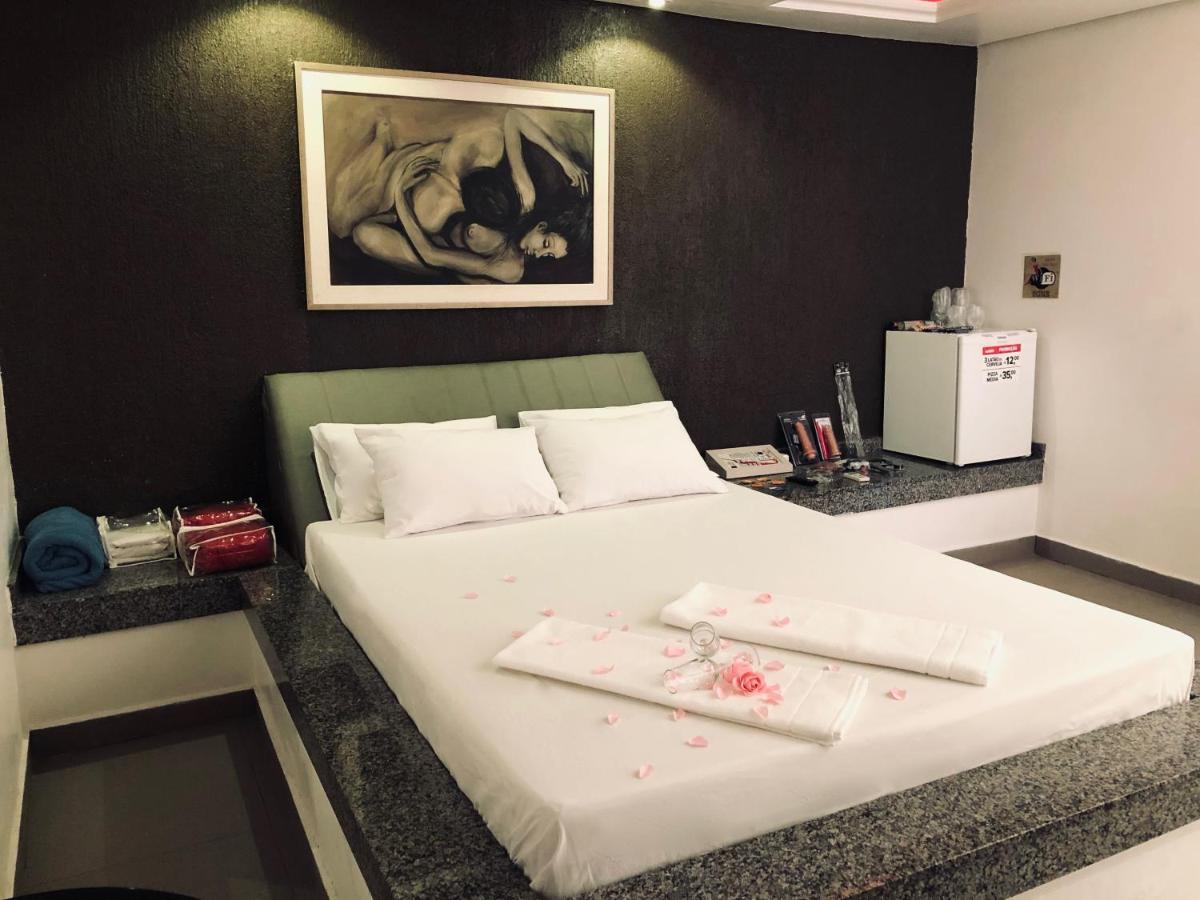Motel Anonimus パソ・フンド エクステリア 写真
