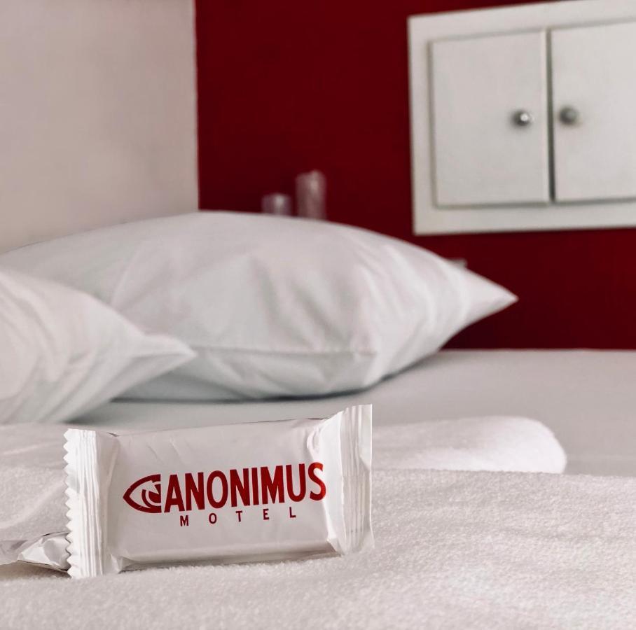 Motel Anonimus パソ・フンド エクステリア 写真
