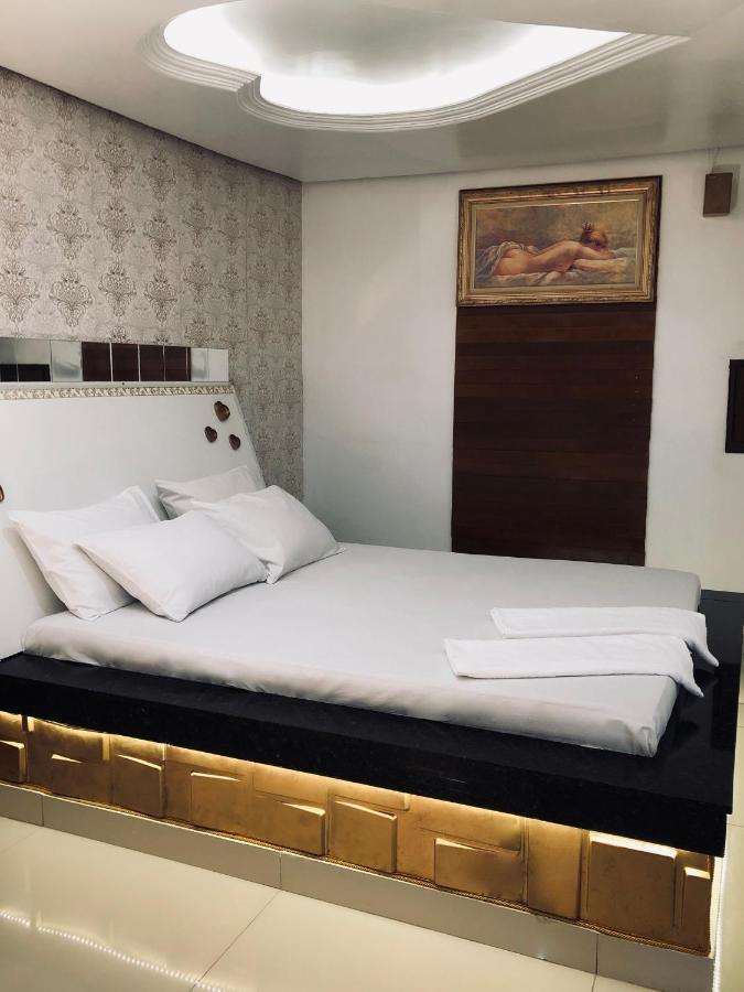 Motel Anonimus パソ・フンド エクステリア 写真
